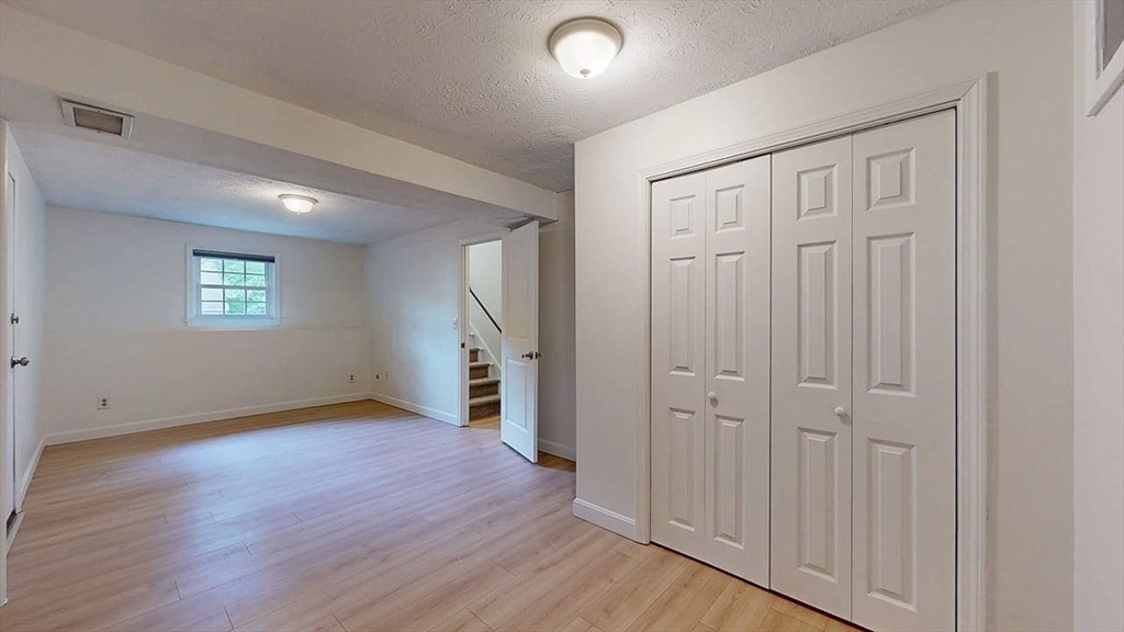 60 Wrentham Road Worcester, MA 01602 - Photo 25 of 39