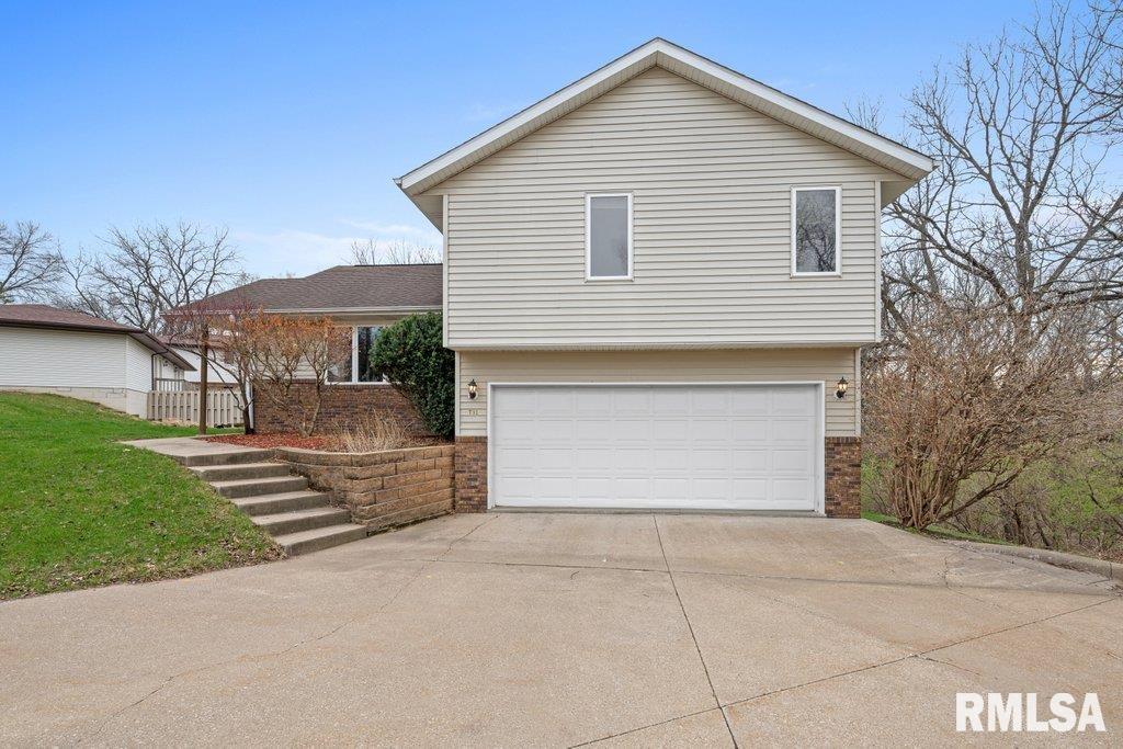 8504 Ridgewood Road, Unit 701 Rock Island, IL 61201 - Photo 1 of 35
