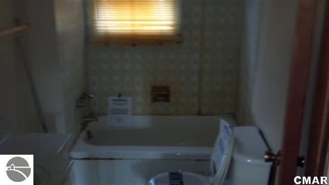 295 East Surrey Road Farwell, MI 48622 - Photo 3 of 5 1766996-2.JPG