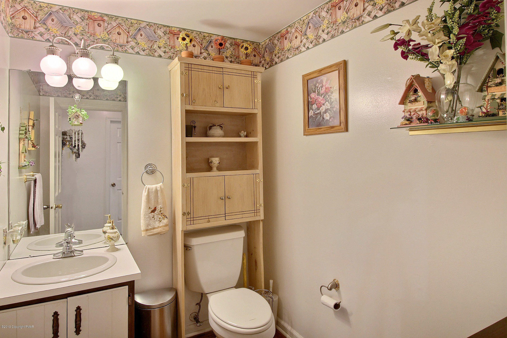 414 Norton Road Stroudsburg, PA 18360 - Photo 35 of 37 Powder Room