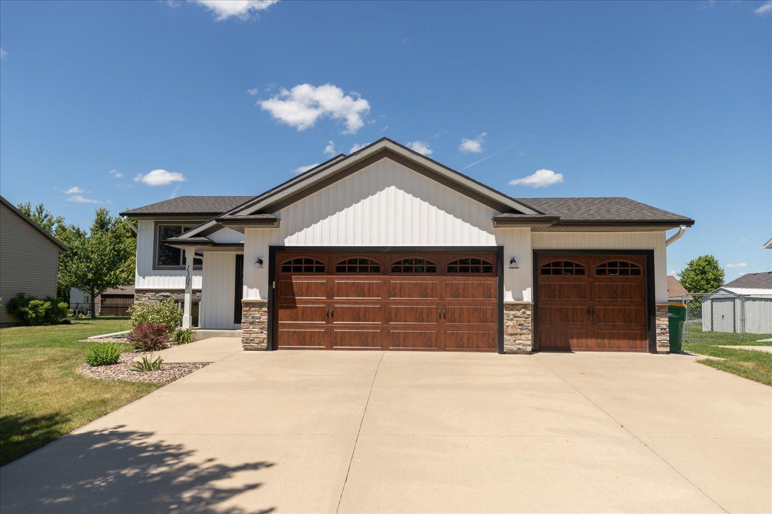 1307 3rd Street Northwest Kasson, MN 55944 - Photo 2 of 37