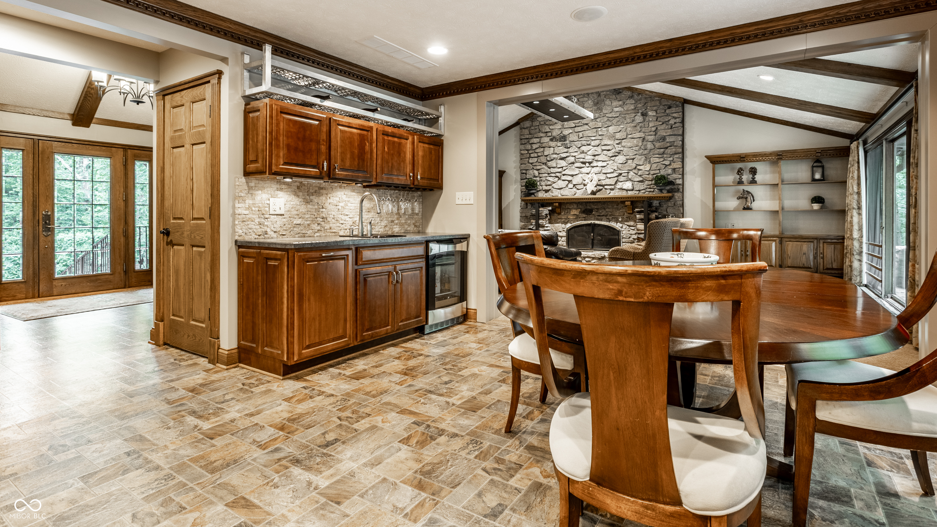 6311 Johnson Road Indianapolis, IN 46220 - Photo 29 of 77