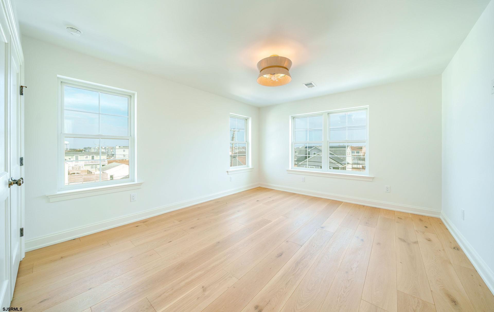 5217 Simpson Avenue Ocean City, NJ 08226 - Photo 23 of 52