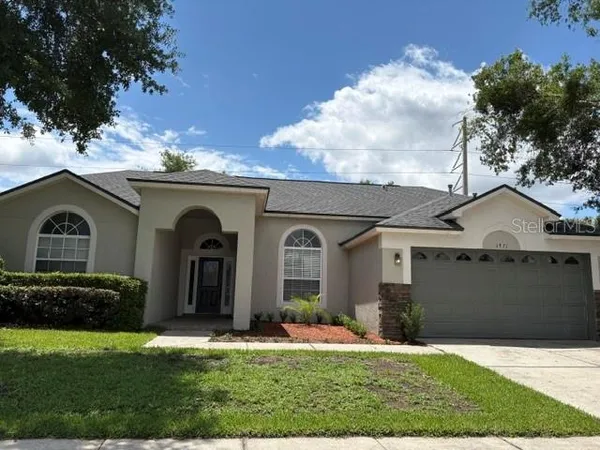 $2,400 | 1971 Parkglen Circle, Apopka, FL 32712