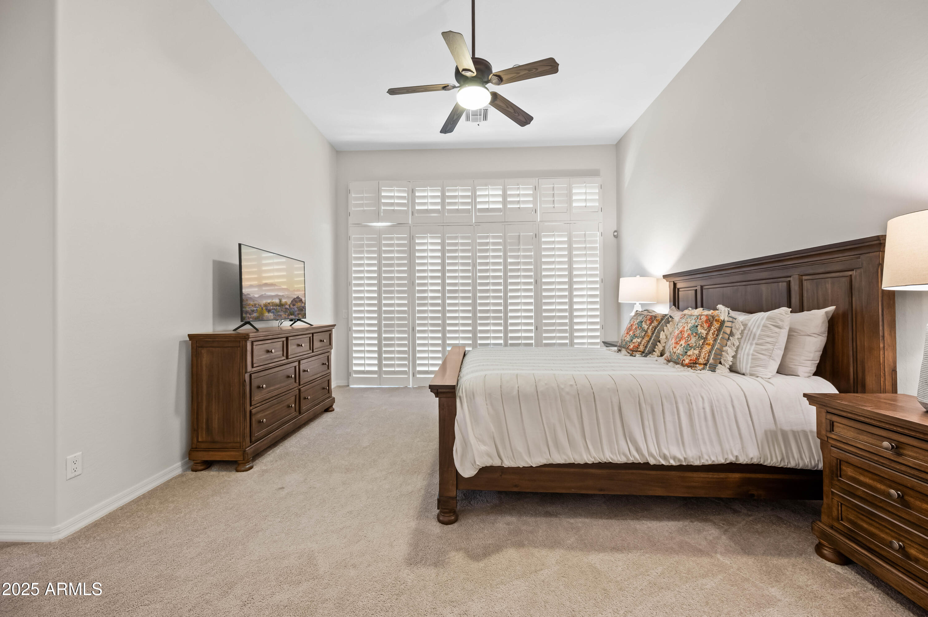 11479 East Beck Lane Scottsdale, AZ 85255 - Photo 39 of 107 11479 E Beck Lane Scottsdale 85255-54 tv