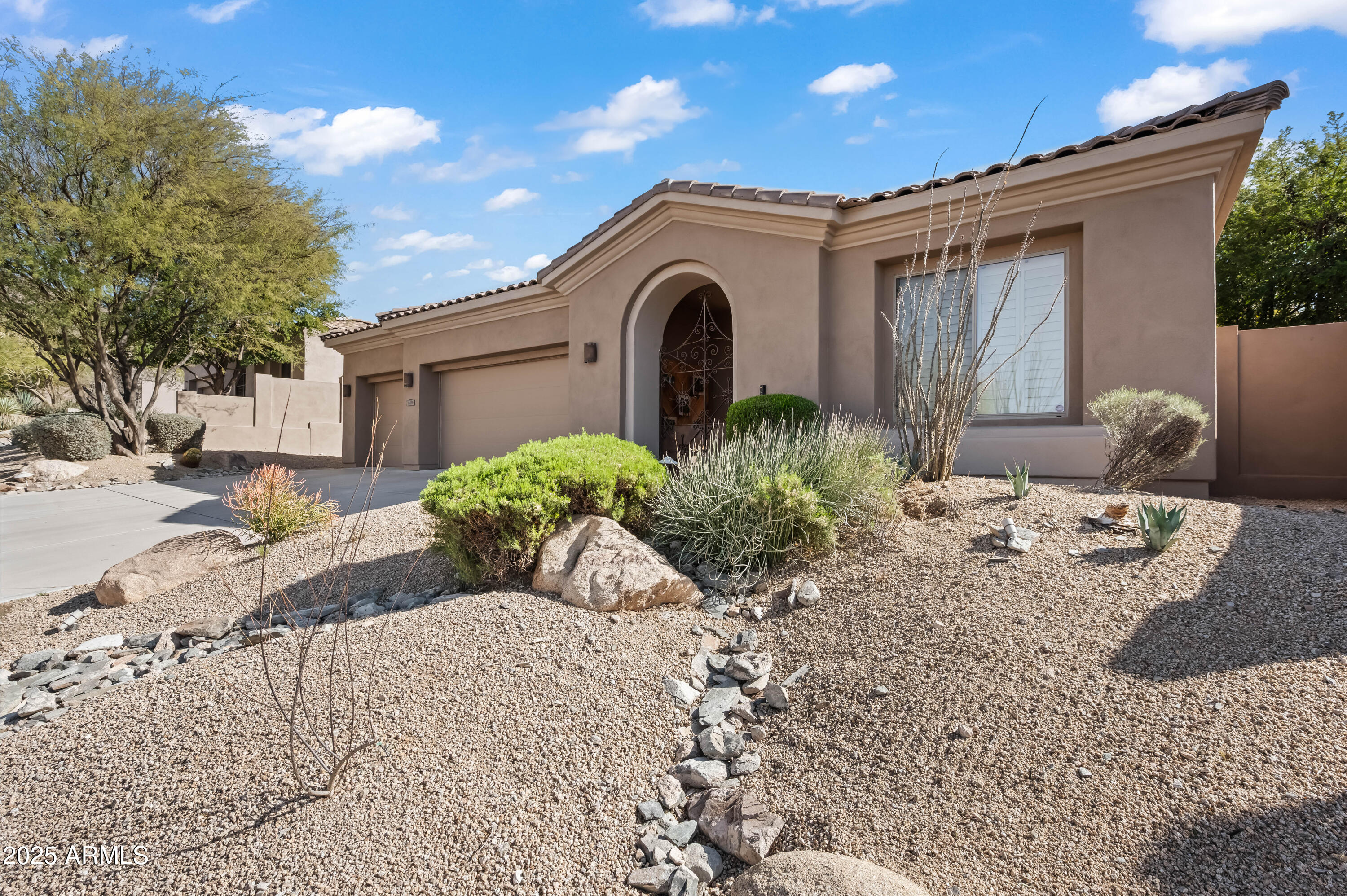 11479 East Beck Lane Scottsdale, AZ 85255 - Photo 4 of 107 11479 E Beck Lane Scottsdale 85255-96