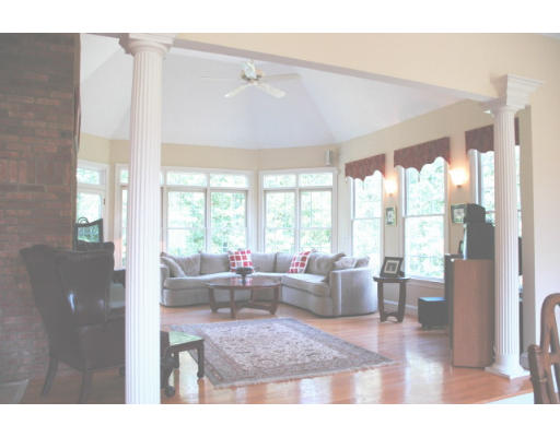 28 Falcon Ridge Drive Hopkinton, MA 01748 - Photo 17 of 27 Gallery Image 17