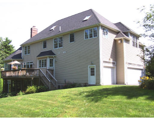 28 Falcon Ridge Drive Hopkinton, MA 01748 - Photo 6 of 27 Gallery Image 6