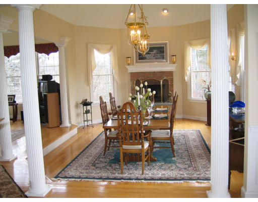 28 Falcon Ridge Drive Hopkinton, MA 01748 - Photo 10 of 27 Gallery Image 10