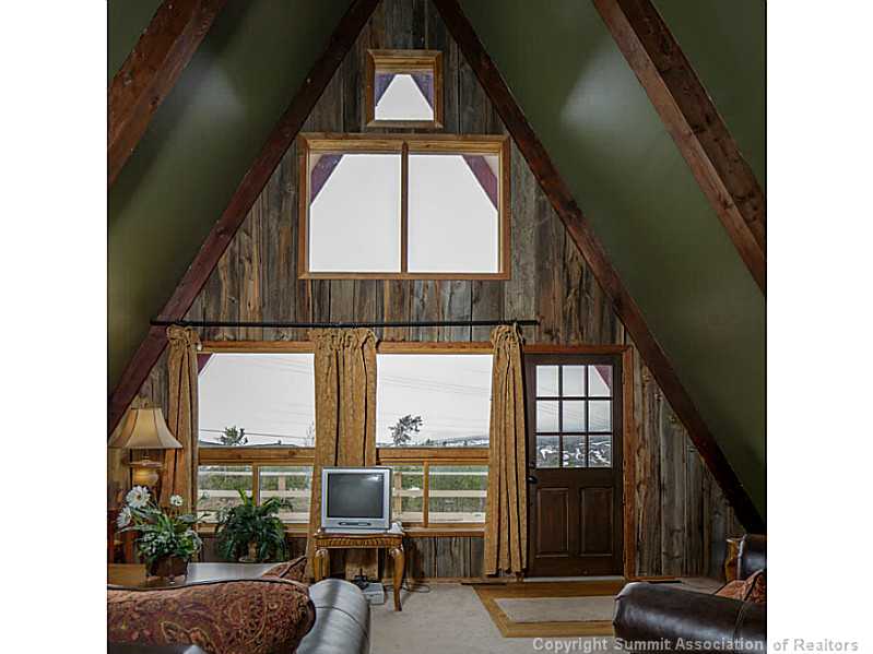 79 D Road Silverthorne, CO 80498 - Photo 4 of 23 Living Room.