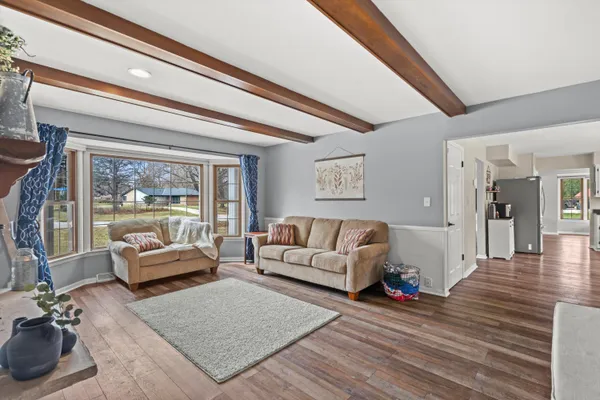 $569,900 | 8710 West Hawthorne Lane, Franklin, WI 53132