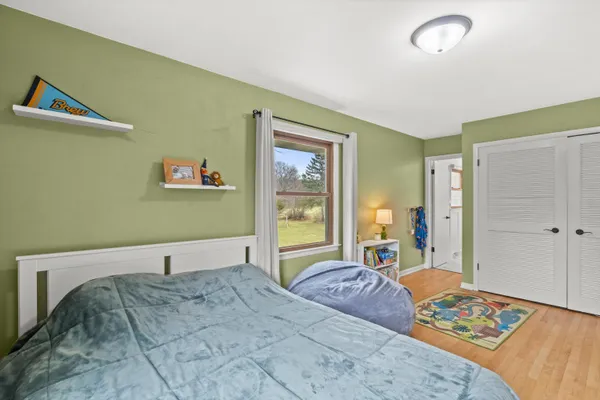 $569,900 | 8710 West Hawthorne Lane, Franklin, WI 53132