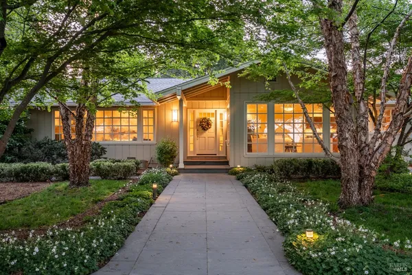 $6,750,000 | 1670 Cabernet Lane, St. Helena, CA 94574