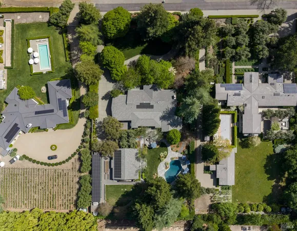 $6,750,000 | 1670 Cabernet Lane, St. Helena, CA 94574