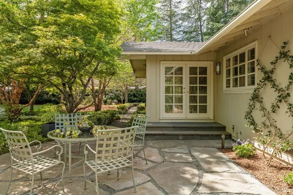 $6,750,000 | 1670 Cabernet Lane, St. Helena, CA 94574