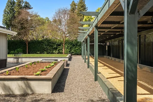 $6,750,000 | 1670 Cabernet Lane, St. Helena, CA 94574