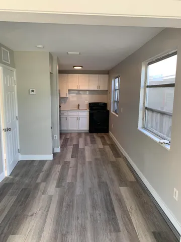 $1,900 | 321 North J Street, Unit 1, Lake Worth Beach, FL 33460