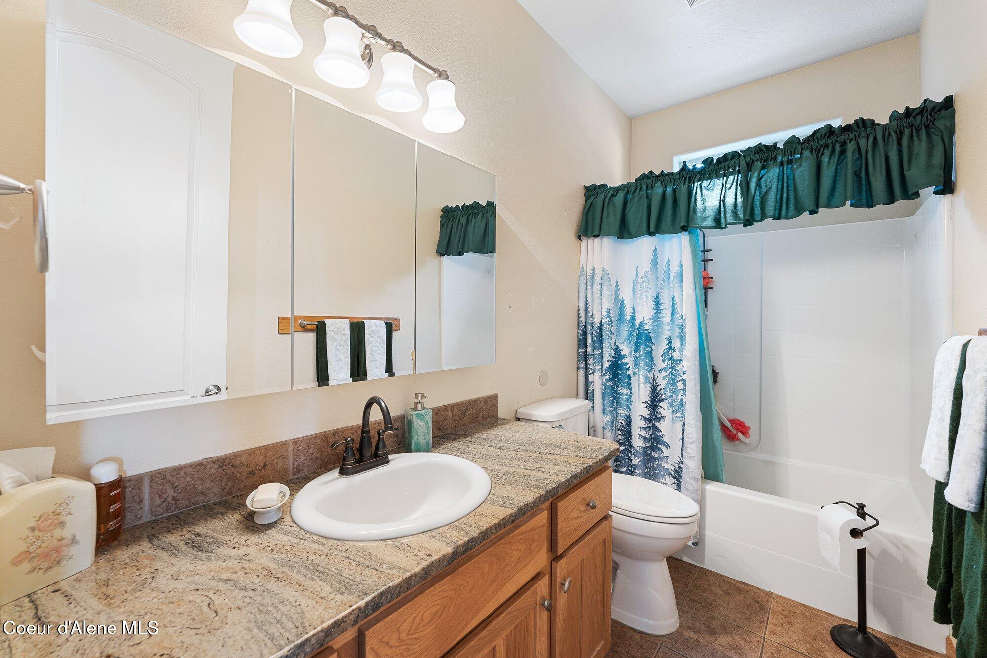 14459 North Ohio Street Rathdrum, ID 83858 - Photo 20 of 35 14459 N Ohio St-21