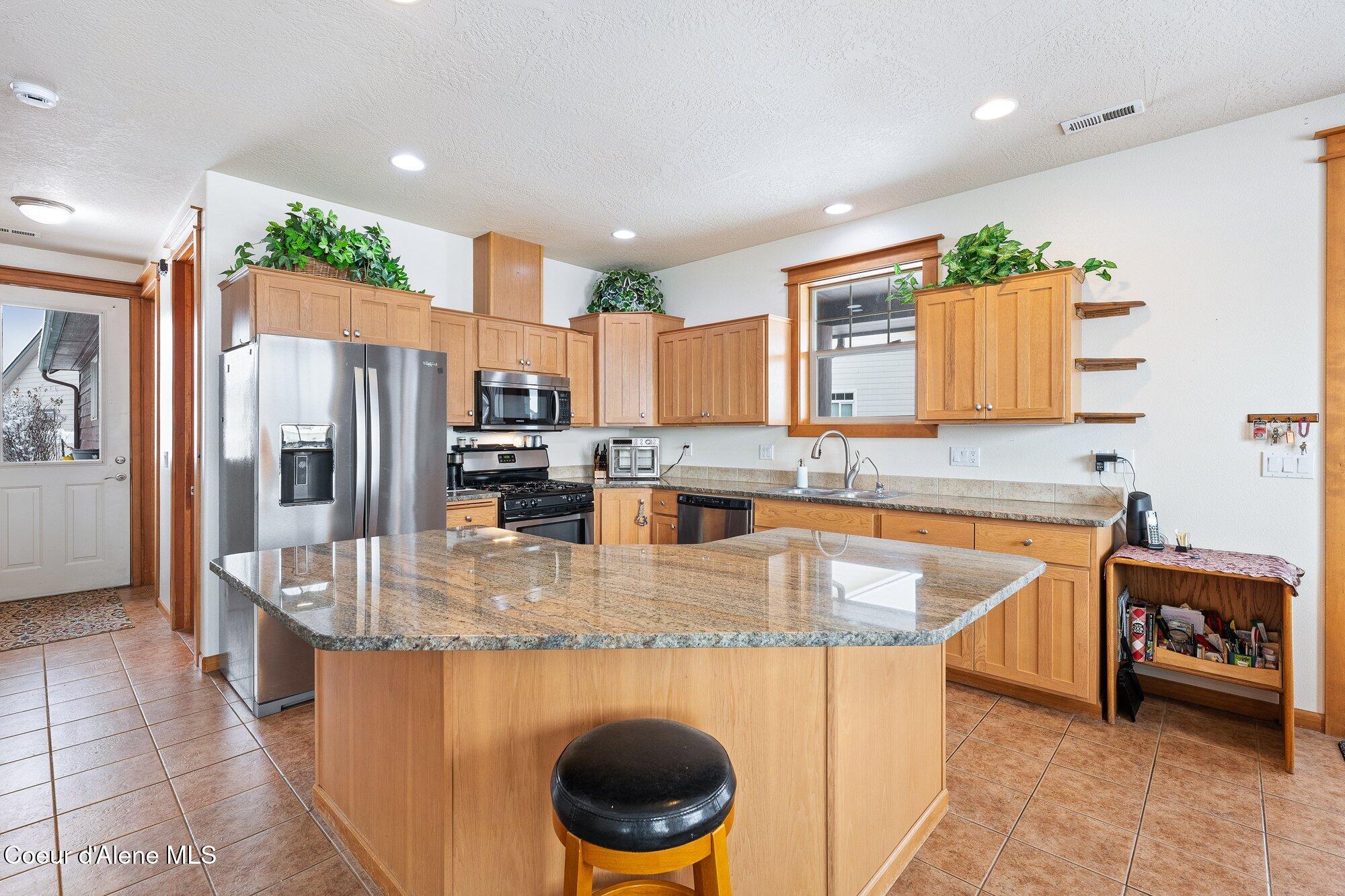 14459 North Ohio Street Rathdrum, ID 83858 - Photo 4 of 35 14459 N Ohio St-6