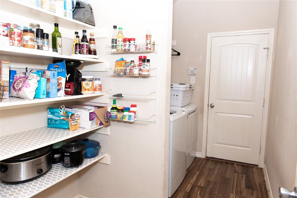 5125 Shelly Ray Road Fort Worth, TX 76244 - Photo 11 of 27 Pantry with independent washer and dryer