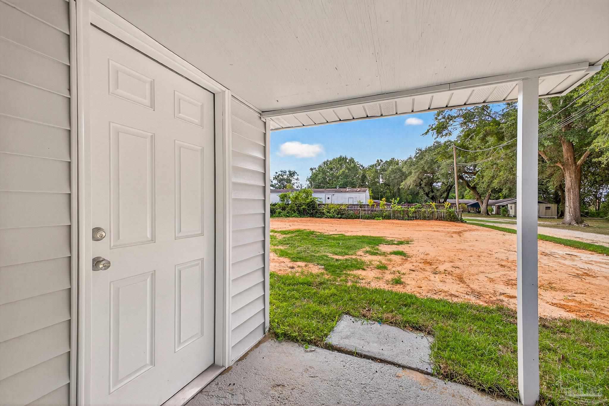 3951 Diamond Street Pace, FL 32571 - Photo 28 of 39 Gallery Image 28