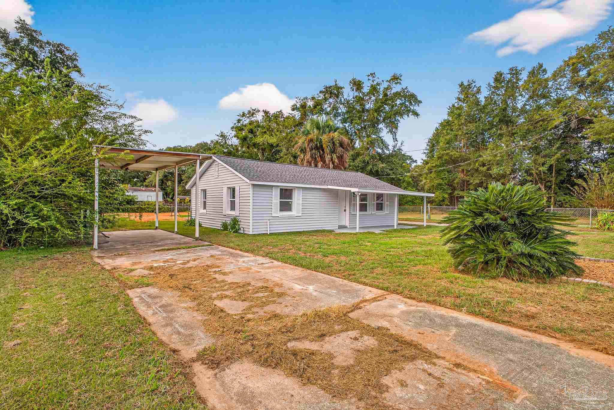3951 Diamond Street Pace, FL 32571 - Photo 35 of 39 Gallery Image 35