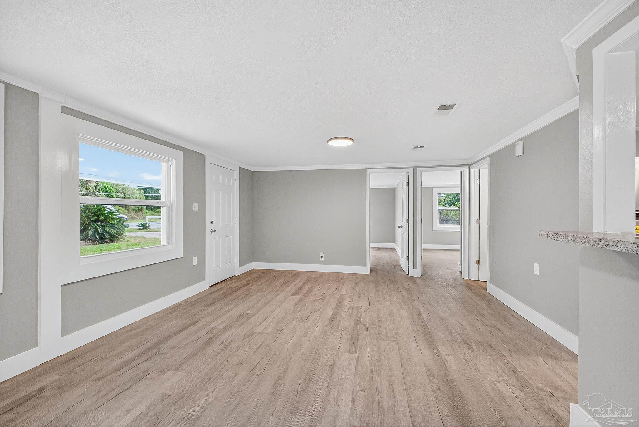 3951 Diamond Street Pace, FL 32571 - Photo 10 of 39 Gallery Image 10