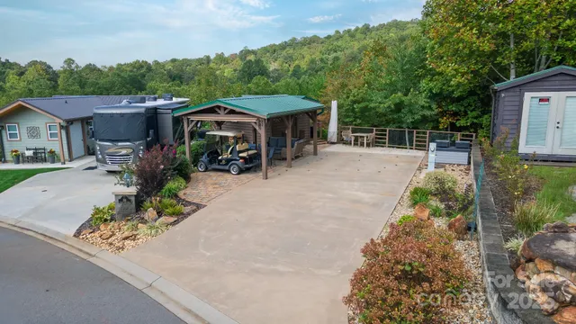 $250,000 | 158 Sunset Vw Trail, Franklin, NC 28734