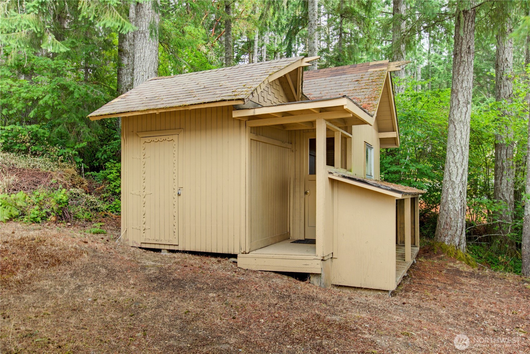 640 East Rauschert Road Grapeview, WA 98546 - Photo 25 of 37 Gallery Image 25