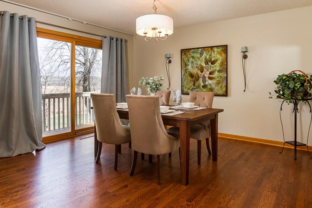 11412 Mt Curve Road Eden Prairie, MN 55347 - Photo 5 of 35 Gallery Image 5
