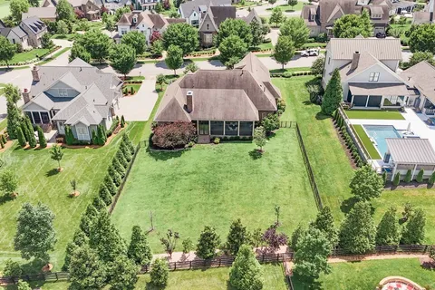 $2,465,999 | 7216 Wildings Boulevard, College Grove, TN 37046