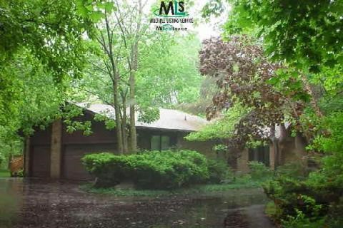 33700 Quaker Farmington, MI 48331 - Photo 1 of 1 820989.JPG