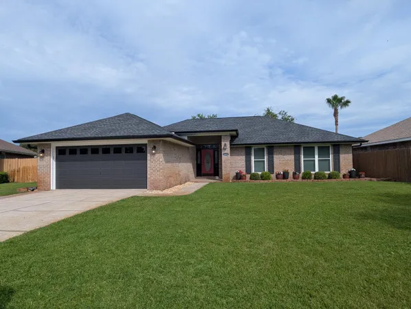 $2,420 | 2409 Juneau Lane, Navarre, FL 32566