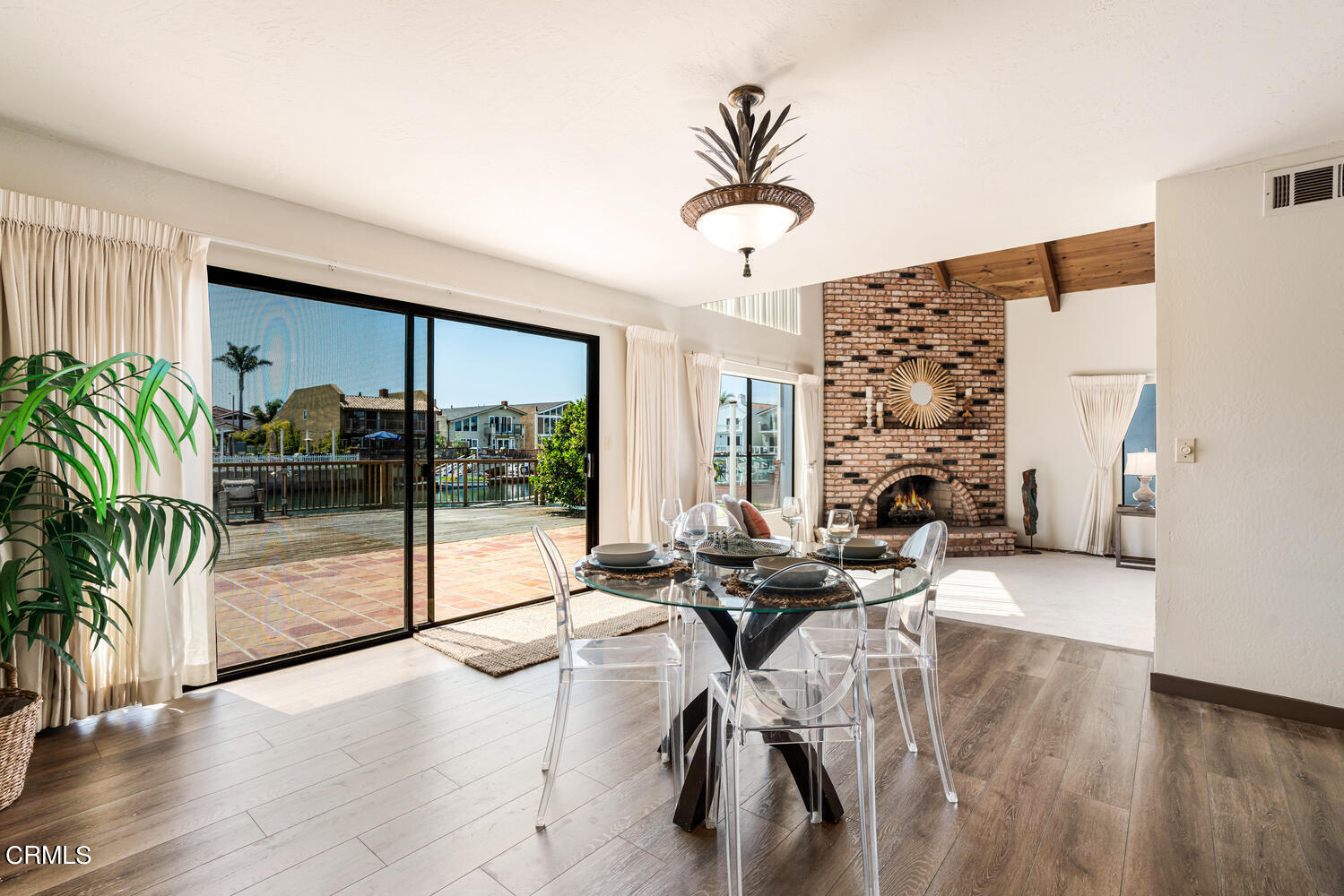2101 Napoli Drive Oxnard, CA 93035 - Photo 15 of 50 a view of a livingroom with furniture and floor to ceiling window