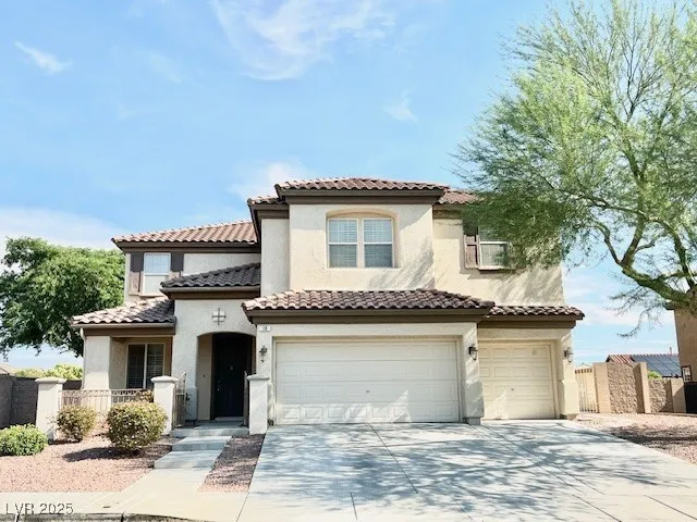 $2,900 | 18 Blue Valley Drive, Henderson, NV 89002