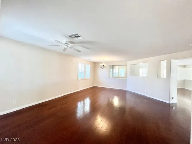 $2,900 | 18 Blue Valley Drive, Henderson, NV 89002