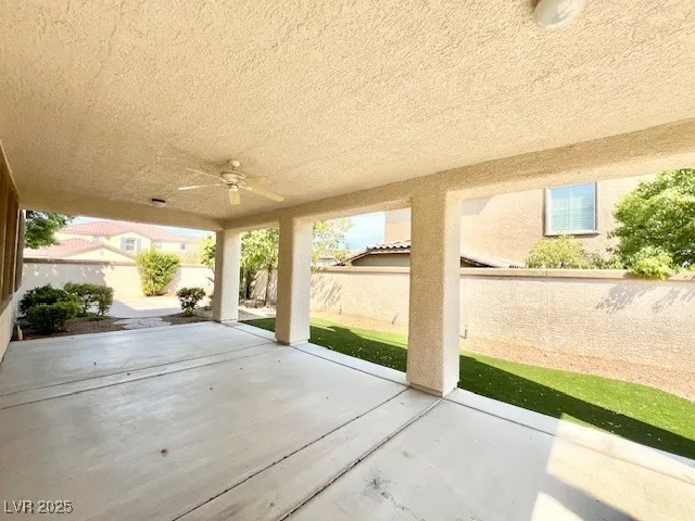 $2,900 | 18 Blue Valley Drive, Henderson, NV 89002