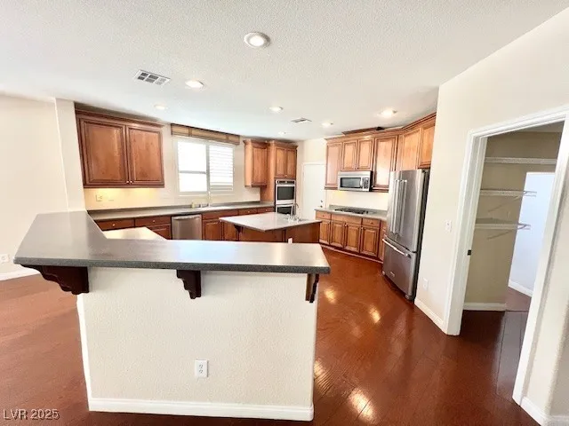 $2,900 | 18 Blue Valley Drive, Henderson, NV 89002