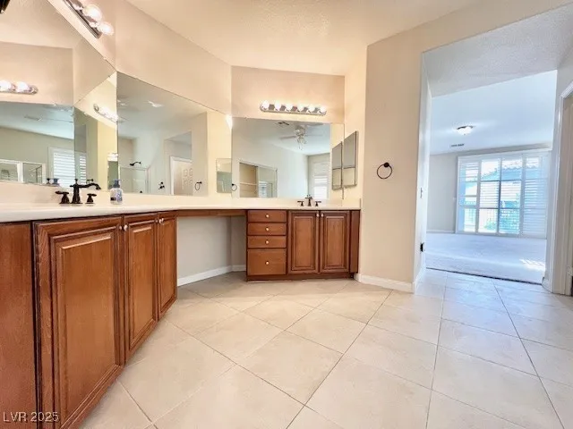 $2,900 | 18 Blue Valley Drive, Henderson, NV 89002