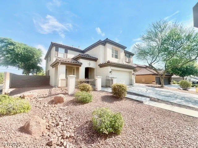 $2,900 | 18 Blue Valley Drive, Henderson, NV 89002