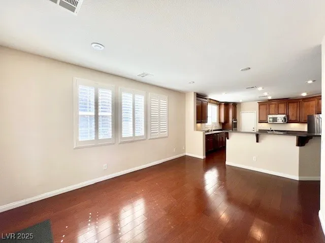 $2,900 | 18 Blue Valley Drive, Henderson, NV 89002