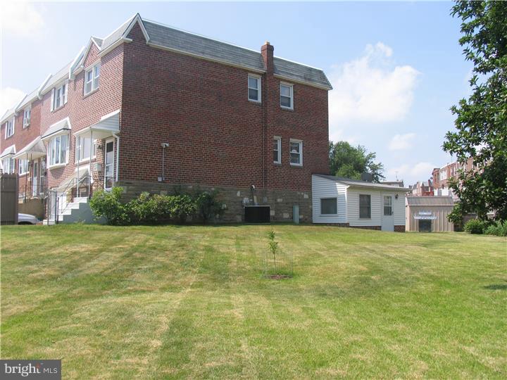 11871 Colman Road Philadelphia, PA 19154 - Photo 2 of 19 Gallery Image 2