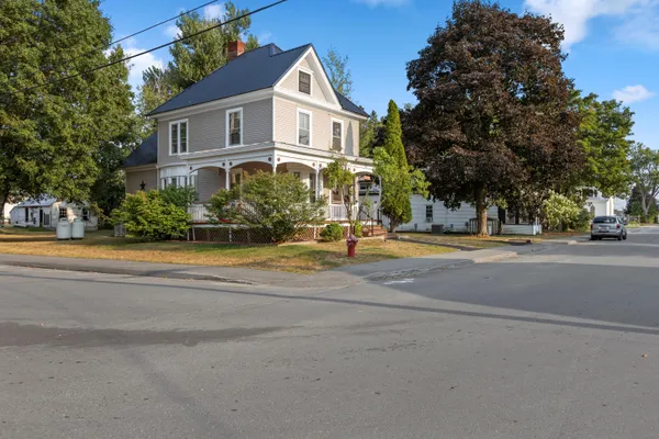 $274,900 | 51 Maple Street, Madison, ME 04950