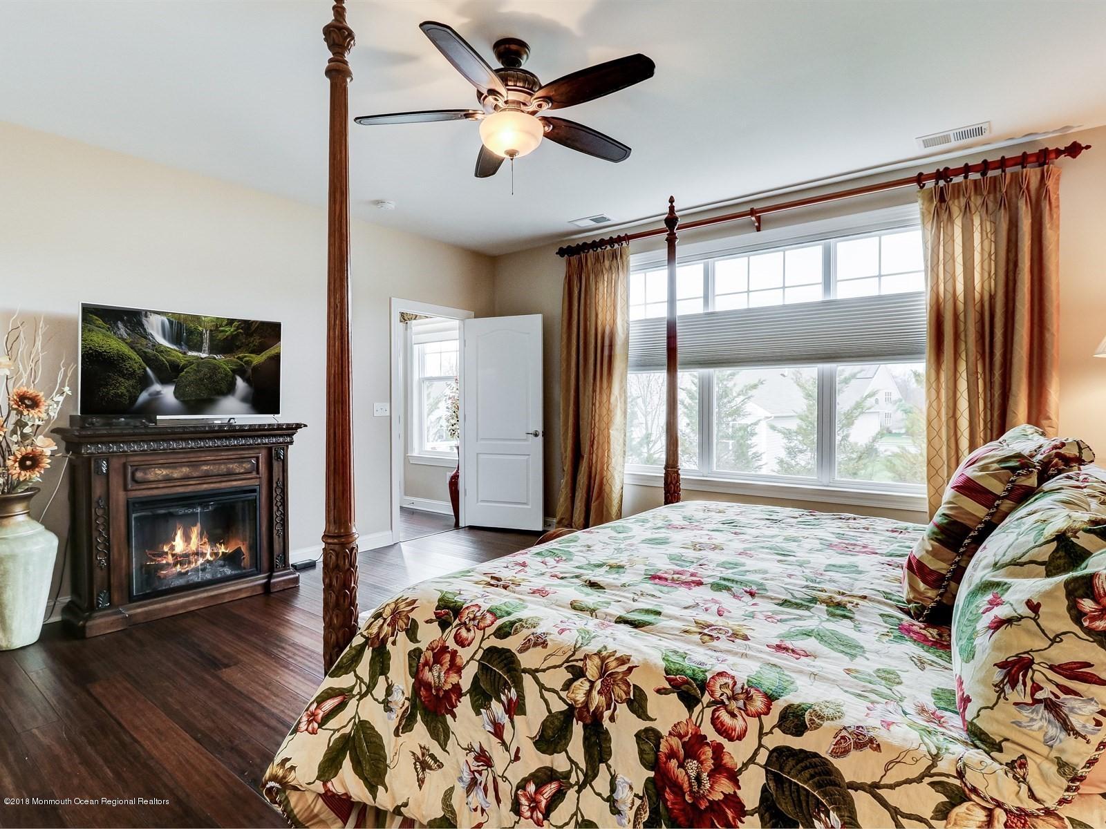 4 Denerail Road Manalapan, NJ 07726 - Photo 19 of 42 018_Master Bedroom