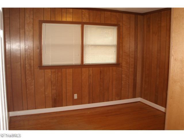 123 Stanford Road Lexington, NC 27292 - Photo 14 of 16 4th Bedroom.