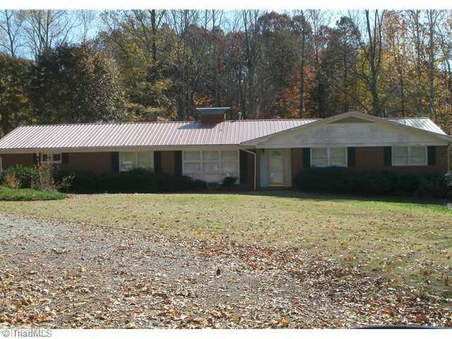 123 Stanford Road Lexington, NC 27292 - Photo 8 of 16 Exterior Front.