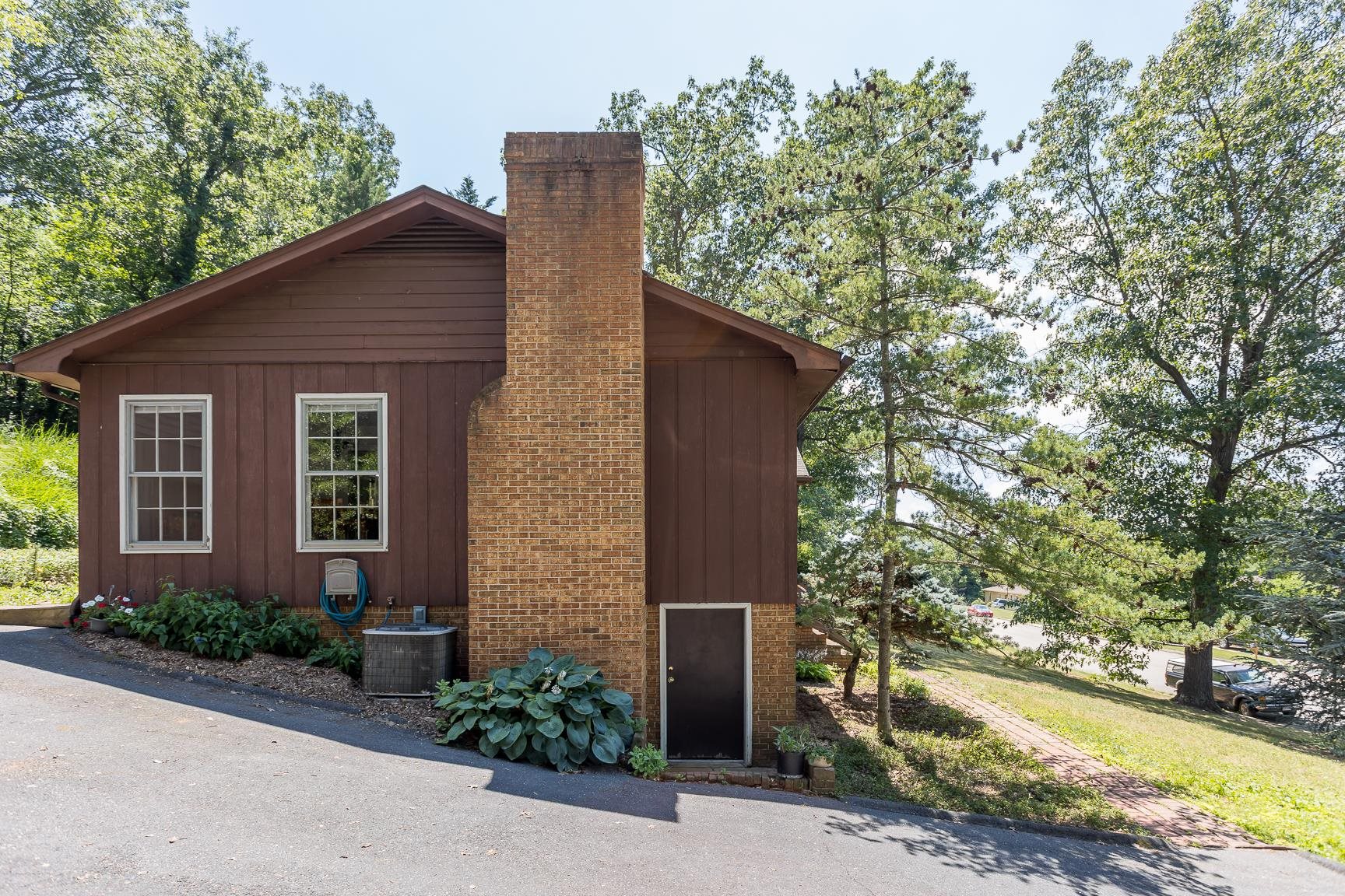 81 New Brunswick Road Fishersville, VA 22939 - Photo 3 of 53 Gallery Image 3