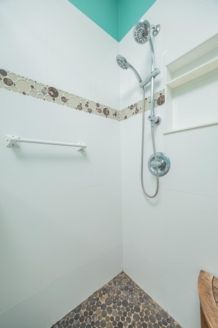1041 Ridgewood Lane St. Augustine, FL 32086 - Photo 33 of 40 a bathroom with a shower