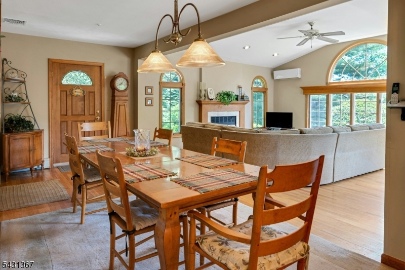 368 Franklin Road Denville, NJ 07834 - Photo 7 of 26