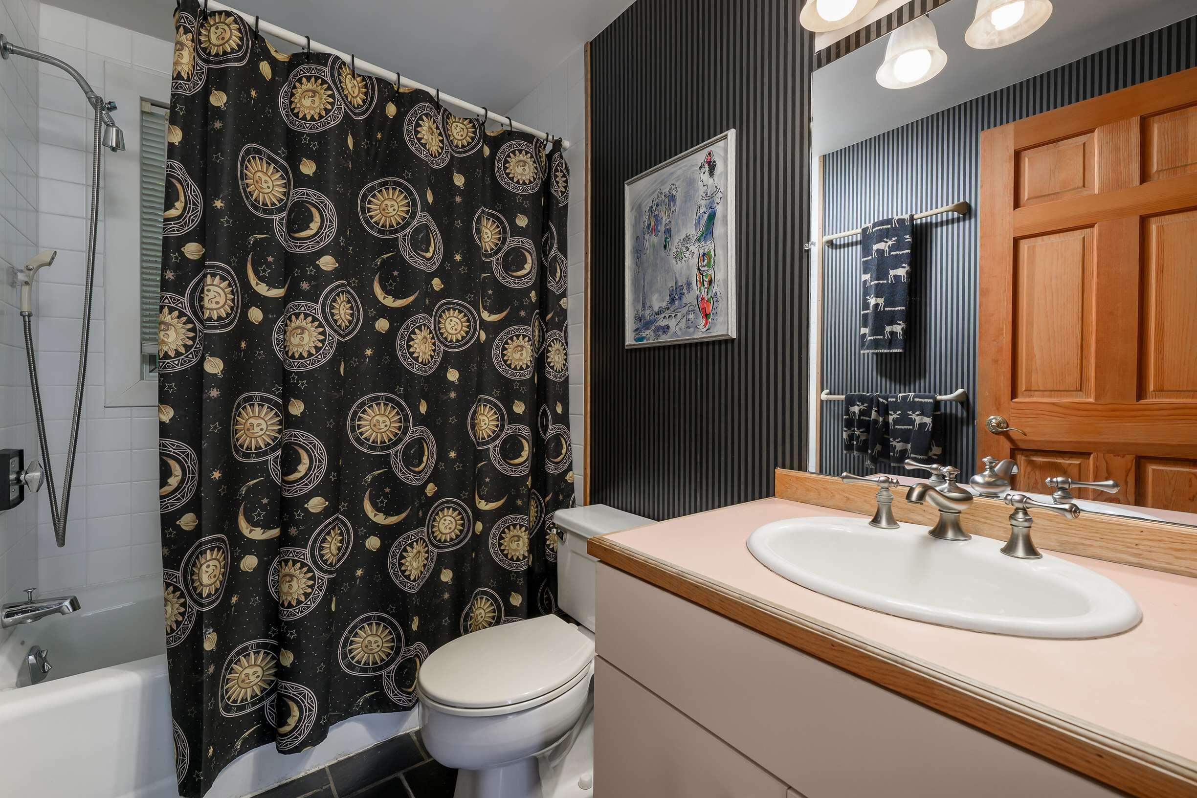 221 Shore Road York, ME 03902 - Photo 11 of 18 1st Fl. Bathroom